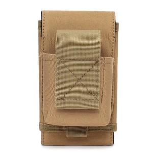 Pochette de téléphone tactique polyvalente en polyester imperméable, design tendance, fabriquée au Vietnam - Product Image 1