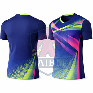 เสื้อยืดกีฬาแขนสั้นผู้ชายทรงสปอร์ตผ้าโพลีเอสเตอร์ 100% ระบายอากาศได้ดี พร้อมพิมพ์ลายตามสั่ง - Product Image 2