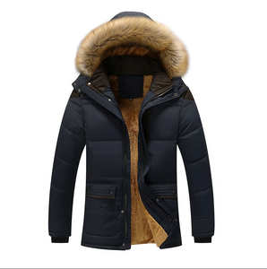 Chaqueta con Capucha Casual de Invierno para Mujer, con Efecto de Piel Artificial, Exterior 100% Poliéster, Forro de Cachemira, Teñido en Prenda - Product Image 4