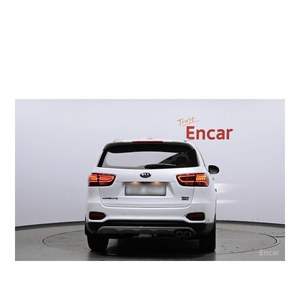 2019 for Kia Sorento Diesel 2.0 4WD with Automatic Gearbox Leather Seats 61,879 km Left Steering - Product Image 4