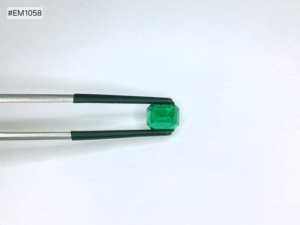 Superbe pierre naturelle émeraude zambienne de forme octogonale, qualité 3A, 1,62 ct, pierre précieuse de haute qualité, clarté excellente, pour bijoux - Product Image 2