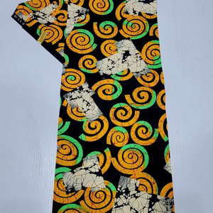 Tissu en Coton Ankara et Imprimé Ciré Africain de Haute Qualité du Sierra Leone à Motifs Vifs pour Vêtements, Artisanat et Pagne - Product Image 3