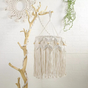 Lámpara de Techo de Macramé de Algodón Hecha a Mano con Cuentas de Madera y Marco de Hierro, Iluminación de Techo con Borlas, Estilo Bohemio, Decoración de Interiores - Product Image 1