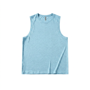 เสื้อกล้ามคอกลมสีฟ้าอ่อนสำหรับผู้ชาย แบบถัก สีพื้น ใส่ลำลองหรือออกกำลังกายได้ - Product Image 1