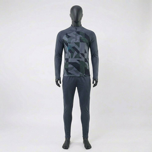 Ensemble complet de survêtements d'entraînement de football personnalisés pour équipes, 100 % polyester respirant, vente en gros - Product Image 1