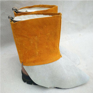 Botte de sécurité professionnelle en cuir de vachette écologique, imperméable, soudée, anti-brûlure, certifiée CE, protection contre le feu niveau D, résistance à la chaleur - Product Image 3