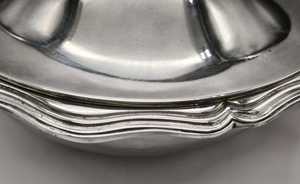 Elegant <b>Buffet</b> Soup Tureen Stainless Steel Bowl with Lid for Dining <b>Table</b> - Product Image 2