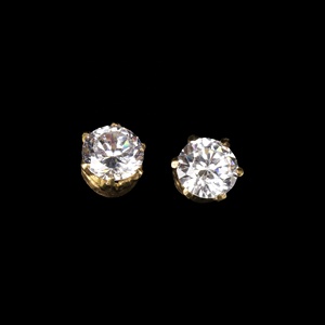 Pendientes de Oro Amarillo Sólido de 14K con Diamante Redondo Natural Engastado en Garra, Joyería Fina, Memoria Jewels - Product Image 6