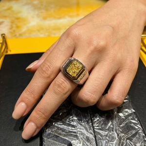 Anillo de Diamantes de Platino Clásico y Elegante, Joyería Premium para Bodas, Compromisos, Fiestas y Uso Diario - Product Image 5