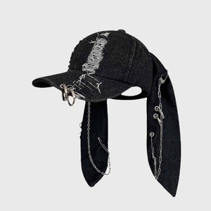 Gorra de Béisbol Unisex de Mezclilla Desgastada con Decoraciones de Cadena, Estilo Punk, 6 Paneles, Cierre Ajustable, Color Negro - Product Image 2