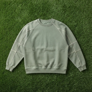 เสื้อสเวตเชิ้ตคอกลมสีเขียวเซจสำหรับผู้ชาย แขนเสื้อแบบแร็กแลน สไตล์ลำลอง สตรีทแวร์ เสื้อแขนยาว - Product Image 5