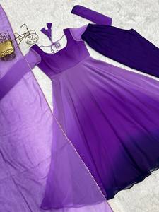 Vestido Anarkali Kurti de Última Moda para Mujer con Tela de Alta Calidad, Detalles Elaborados y Falda Larga, Ideal para Bodas - Product Image 5