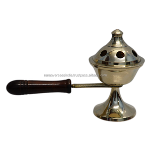 Quemador de Incienso Clásico de Latón con Asa de Madera, Quemador de Loban y Bakhoor, Diseño Portátil para Rituales Espirituales, Hogar y Templo - Product Image 1