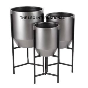 Juego de 3 Macetas Redondas de Acero Inoxidable, Estilo Moderno y Elegante, para Decoración de Jardín - Product Image 1