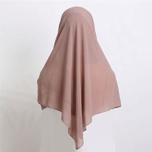 ชุดหมวกเบเรต์ผ้าชีฟองสำหรับผู้หญิงมุสลิม ประดับมุก คุณภาพพรีเมียม นุ่มสบาย แฟชั่นเรียบร้อย ผ้าคลุมศีรษะสุดหรู สำหรับฤดูใบไม้ร่วงและฤดูหนาว - Product Image 2