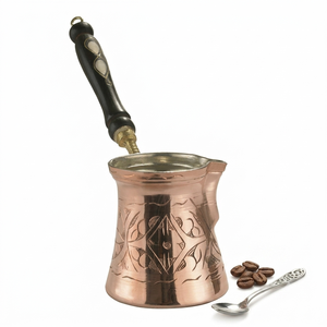 Cafetière turque en cuivre faite à la main, Cezve Ibrik avec poignée en bois, design traditionnel, forme ronde pour la préparation du café - Product Image 1