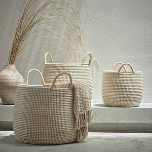 <b>Large</b> Natural Seagrass Handwoven <b>Basket</b> with Handles Durable <b>Storage</b> <b>Basket</b> Wholesale eco friendly Made in Vietnam - Product Image 3