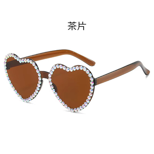 Gafas de Sol Hechas a Mano con Forma de Corazón 2025, Gafas de Sol Unisex con Diamantes de Imitación, Color Degradado Personalizado, Gafas de Fiesta - Product Image 4