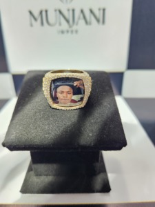 Anillo Conmemorativo Personalizado de Plata de Ley 925 con Moissanita VVS, Anillo con Foto Personalizada, Anillo Hip Hop con Incrustaciones, Pasa la Prueba del Diamante - Product Image 6