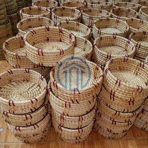 Plateau de service rond en rotin vert tressé à la main, écologique, avec poignées, pour café, hôtel, vente en gros, fournisseur durable - Product Image 6