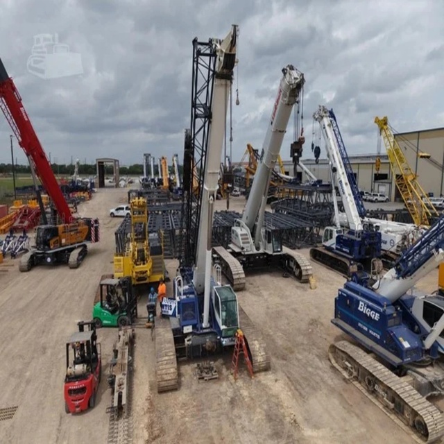 2017 Mantis 9010 Hydraulic Crawler Crane Telescopic Boom Heavy Lift Construction Machine for Sale