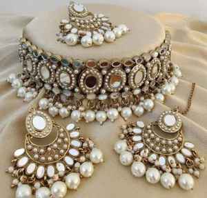 Colección de Joyería Yash, Fabricante Indio, Collar Choker Kundan con Cuentas Chapadas en Oro de Alta Calidad, Clásico, Étnico para Mujer - Product Image 3