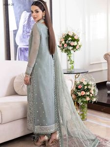 Robe d'été pour femmes, style pakistanais, design traditionnel, en mousseline de soie, best-seller, robe de soirée non cousue, design de créateur - Product Image 2