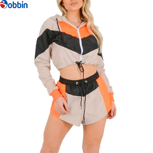 Nouvel ensemble tendance pour femme : coupe-vent léger, antibactérien, décontracté, avec veste zippée unie et short de survêtement - Product Image 3