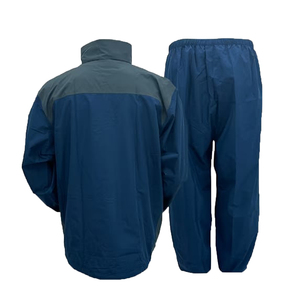 Ensemble imperméable homme bleu marine à manches longues en polyester, veste et pantalon coupe-vent, pour l'automne, logo et design personnalisés - Product Image 6