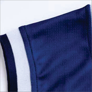 Uniformes de Baloncesto Deportivos de Color Sólido con Logotipo Personalizado y Nombre del Equipo, Diseño Moderno y Transpirable, 100% Poliéster - Product Image 2