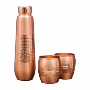 Bouteille d'eau en cuivre pur en gros avec double paroi et couvercle – Bienfaits Ayurvédiques pour la Santé – Métal – Prix Bas - Product Image 1