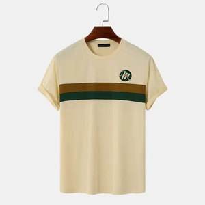 T-shirt pour homme en matériau durable et confortable, coupe ajustée, vêtements pour homme - Product Image 1