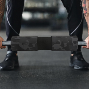 Cómoda Almohadilla para Pesas de Cuello y Hombros para Hombres y Mujeres, para Levantamiento de Pesas, Sentadillas y Empujes de Cadera en el Gimnasio - Product Image 5