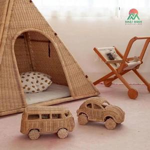 Tente de jeu tipi en rotin Nhat Minh pour enfants, design naturel et écologique pour bébés et enfants - Product Image 2