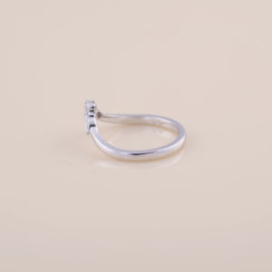 Bague de fiançailles en or blanc, jaune et rose 14 carats avec diamants de laboratoire ronds et marquise de 2,19 carats, sertis à griffes - Product Image 4