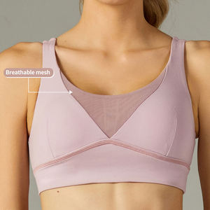 Ensemble de yoga pour femme : Crop top dos nageur rose et short taille haute, respirant, en Spandex et Polyester, 2 pièces, avec détails en maille sans couture - Product Image 4