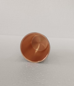 Verre à eau en cuivre martelé de bonne qualité, poli miroir, avec poignée, design moderne, écologique - Product Image 6