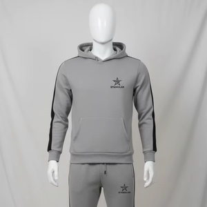 Conjunto Deportivo Personalizado con Logotipo, Unisex, Tallas Grandes, Dos Piezas, Reversible, Ligero, de Secado Rápido y Transpirable, 100% Poliéster - Product Image 1