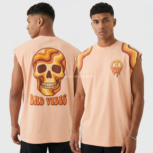 เสื้อยืดสีแดงแบบย้อมกรดลายกราฟิกดาเกอร์สำหรับผู้ชาย น้ำหนัก 220GSM ผ้าฝ้ายหนาพิเศษ ขายส่ง รับผลิตแบบ OEM - Product Image 2