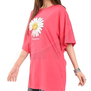Camiseta de Algodón con Estampado Gráfico para Mujer, Corte Holgado Informal, Tejido Transpirable y Suave, Ropa de Calle de Verano, Moda Moderna - Product Image 1