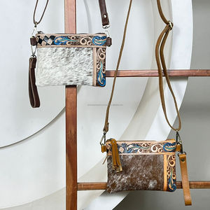 Nouveau sac à bandoulière mini en cuir de vachette Western fait à la main avec motif floral, style Western, petite pochette à bandoulière pour femmes - Product Image 4