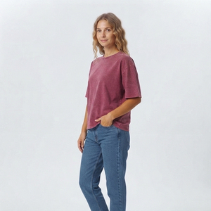 T-shirt décontracté vintage surdimensionné en coton délavé à manches courtes pour femme, col rond personnalisé - Product Image 3