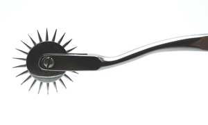 Marteau réflexe diagnostique en acier inoxydable avec roue à aiguilles Wartenberg par Surgiright - Product Image 3