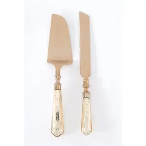 Elegante juego de servir de metal para pasteles y queso, ideal para recepciones de boda y uso decorativo en el hogar para mesas festivas. - Product Image 1