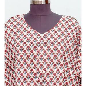 เสื้อคลุมยาวคอวีผ้าฝ้ายออร์แกนิค 100% ลายพิมพ์บล็อกดอกไม้ สำหรับผู้หญิงอินเดีย สวมใส่สบายในฤดูร้อนและฤดูใบไม้ร่วง - Product Image 3