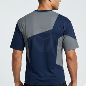 T-shirts d'été pour hommes à épaules tombantes avec un look oversize stylé, parfaits pour le streetwear et les tenues de voyage. - Product Image 6