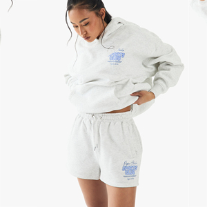 Conjunto de Sudadera con Capucha y Pantalones Cortos Personalizados DTF para Mujer, Poliéster y Algodón, Ropa Casual Urbana, Estampado Personalizado OEM, Conjunto de Dos Piezas - Product Image 2