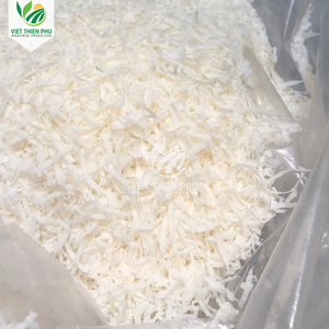 Noix de coco déshydratée de qualité moyenne, riche en matières grasses, au goût sucré, 100% naturelle - Marque Viet Thien Phu, produit agricole du Vietnam - Product Image 3