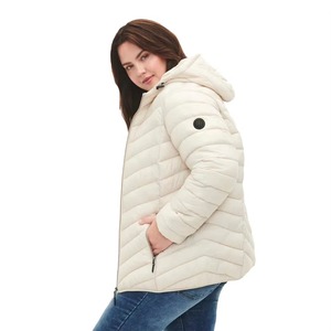 Veste matelassée personnalisée OEM pour hommes, vêtements décontractés de haute qualité, veste matelassée brillante à capuche, vente en gros de vestes matelassées personnalisées - Product Image 4
