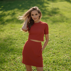 Ensemble femme en polyester tricoté coupe ajustée, tenue décontractée tendance avec personnalisation OEM ODM - Product Image 4